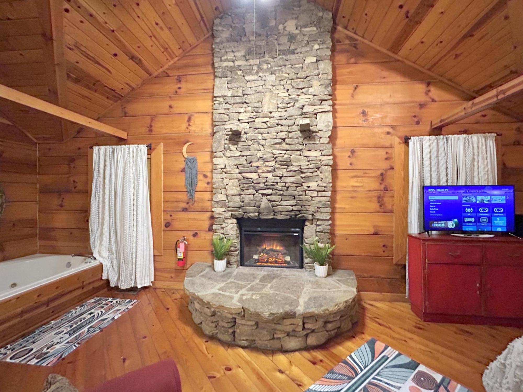 Вілла Honeymoon Hideaway Гатлінбург Екстер'єр фото